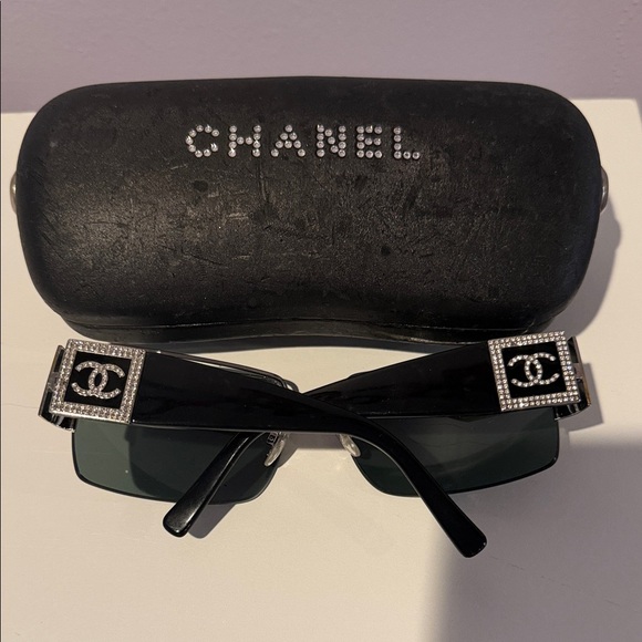 Authentic CHANEL Crystal CC Logo Sunglasses 4095 B Black + case main image 9